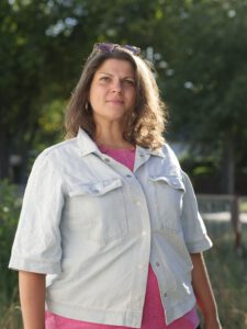 Portraitfoto der Mitarbeiterin